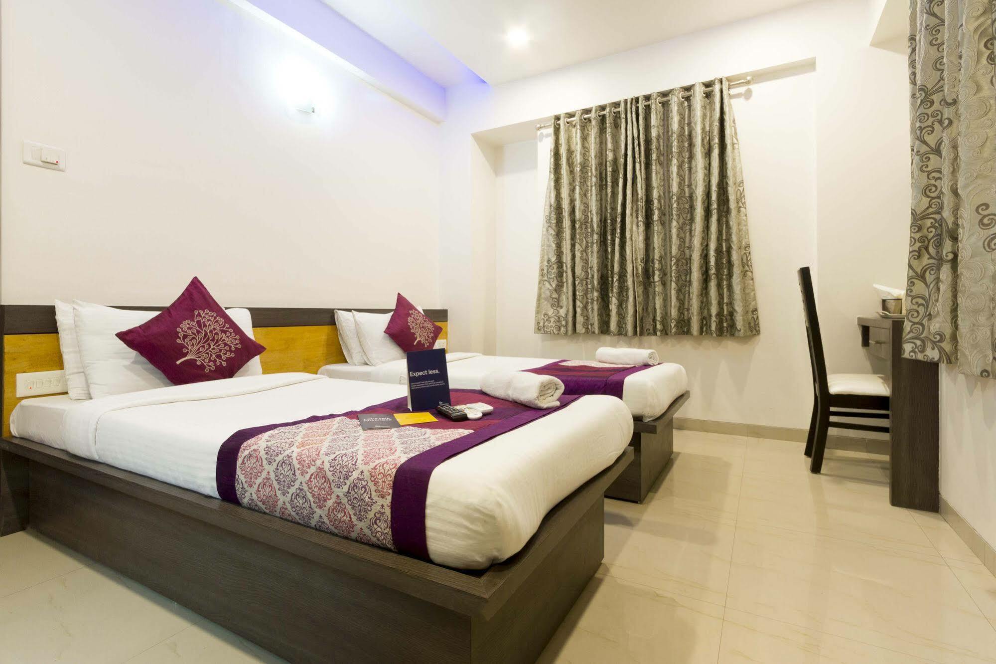 Fabhotel Imperio - Nr Baner Hill Pune